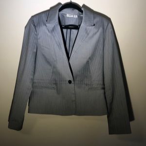 Cato woman’s blazer/suit jacket size 12 gray and navy NWOT